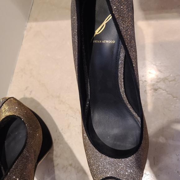 Size 10 Brian Atwood heels - Picture 16 of 16